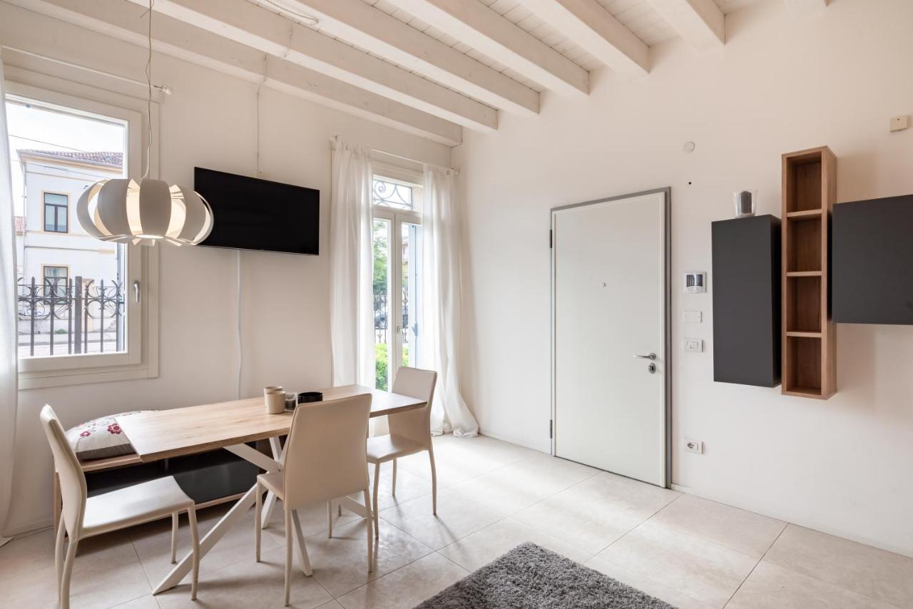 Corte Cappuccina 14 Elegant Apt Con Parcheggio! Padova Eksteriør billede