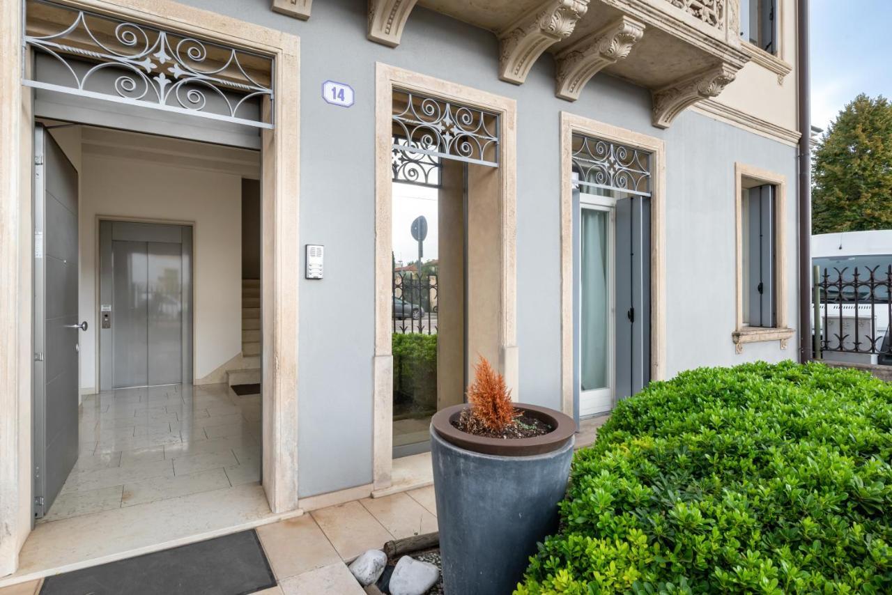 Corte Cappuccina 14 Elegant Apt Con Parcheggio! Padova Eksteriør billede
